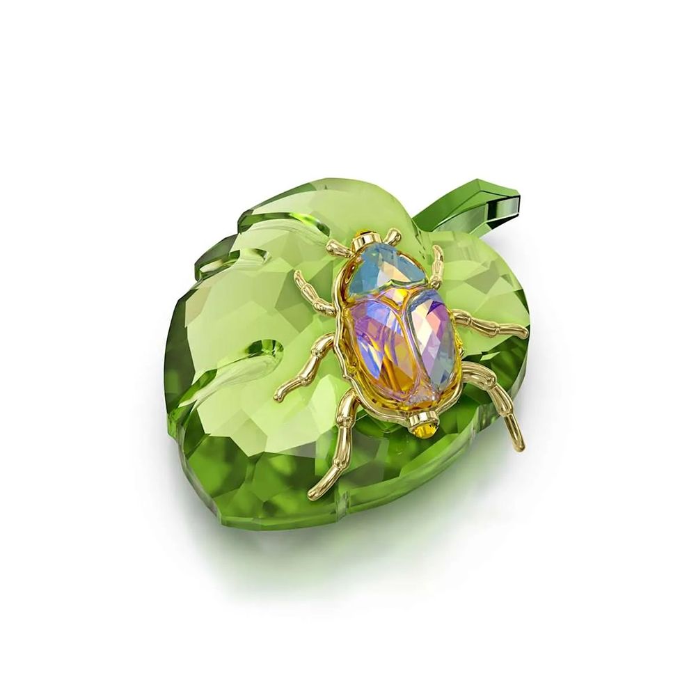 Swarovski Beetle on leaf 5668764