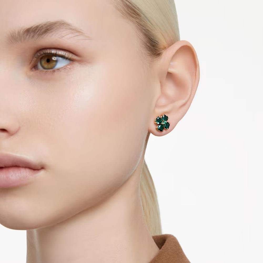 Swarovski Idyllia stud earrings Clover, Green, Gold-tone plated 5666236 (2)