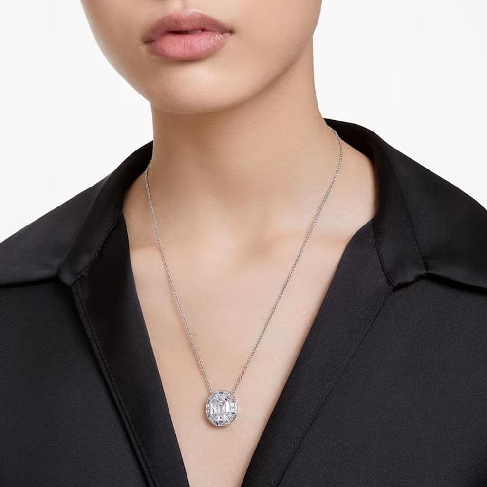 Swarovski Mesmera pendant Οctagon cut, White, Rhodium plated 5669914 (2)