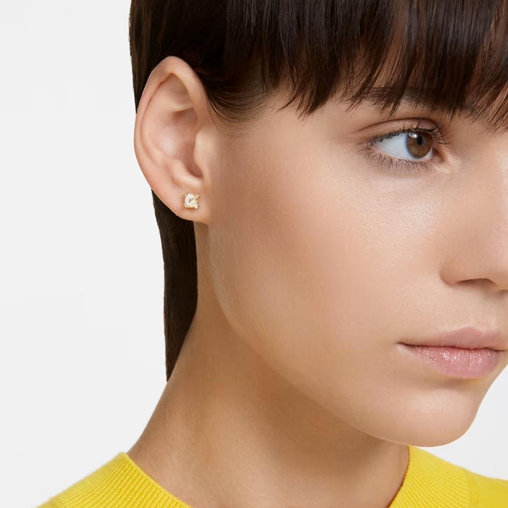 Swarovski Stilla stud earrings Cushion cut, Yellow, Gold-tone plated 5639124 (2)